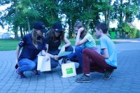 Uczestnicy noclegu podczas gry terenowej