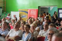 Uczestnicy obchodów 700 lat Zadusznik