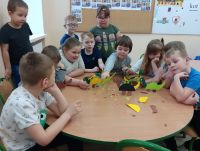 Prezentacja papierowych dinozaurów