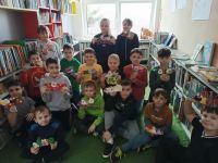 Zdjęcie grupowe uczniów klasy trzeciej