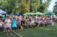 Publiczność dożynkowa