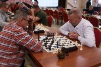 Uczestnicy turnieju podczas rozgrywania partii