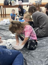 Zabawa na zajęciach ogólnorozwojowych.