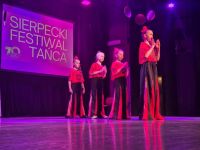 Grupy taneczne na turnieju.