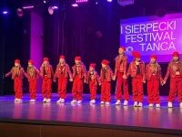 Grupy taneczne na turnieju.