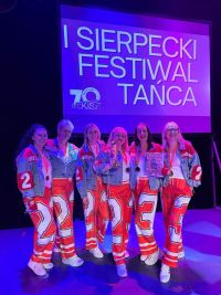 Grupy taneczne na turnieju.