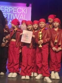 Grupy taneczne na turnieju.