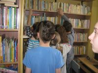 Śledztwo z Koziołkiem gra biblioteczna