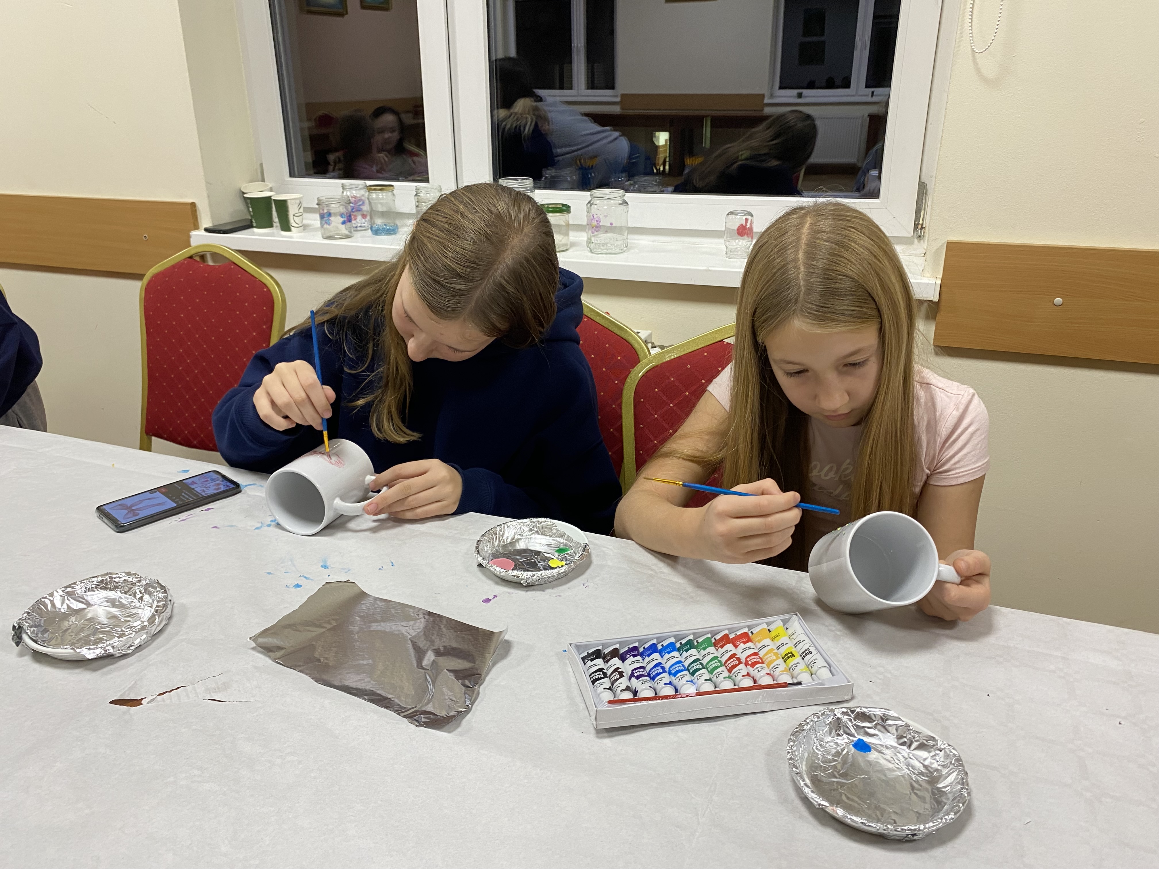 Warsztaty manualne w Klubie Młodzieżowym w Wielgiem 2