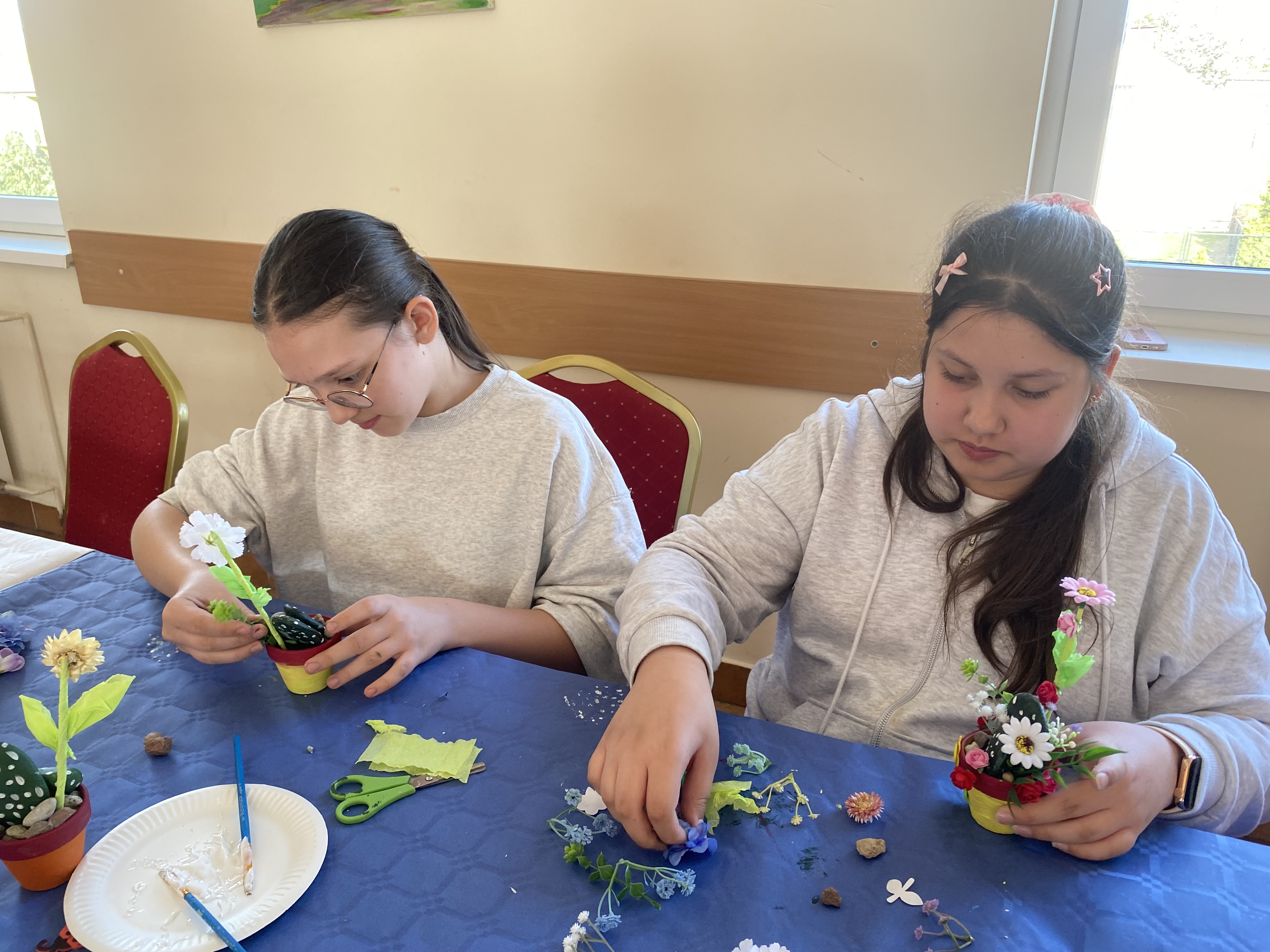 Zajęcia plastyczne - kaktus w doniczce.